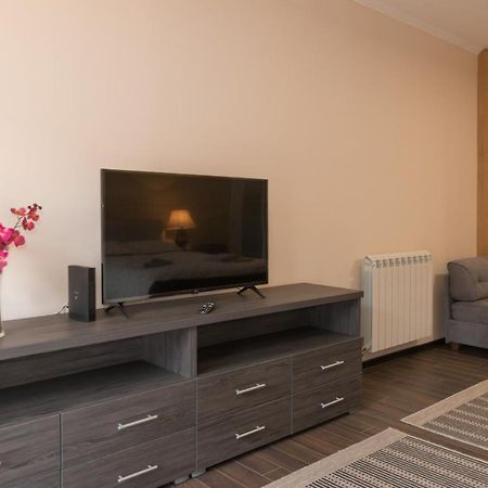 Apartment Lili Bajina Basta Eksteriør billede