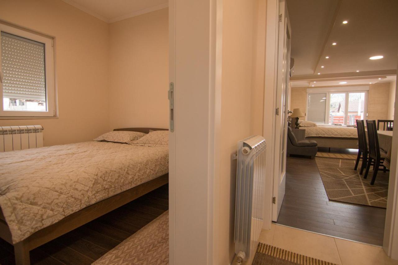 Apartment Lili Bajina Basta Eksteriør billede